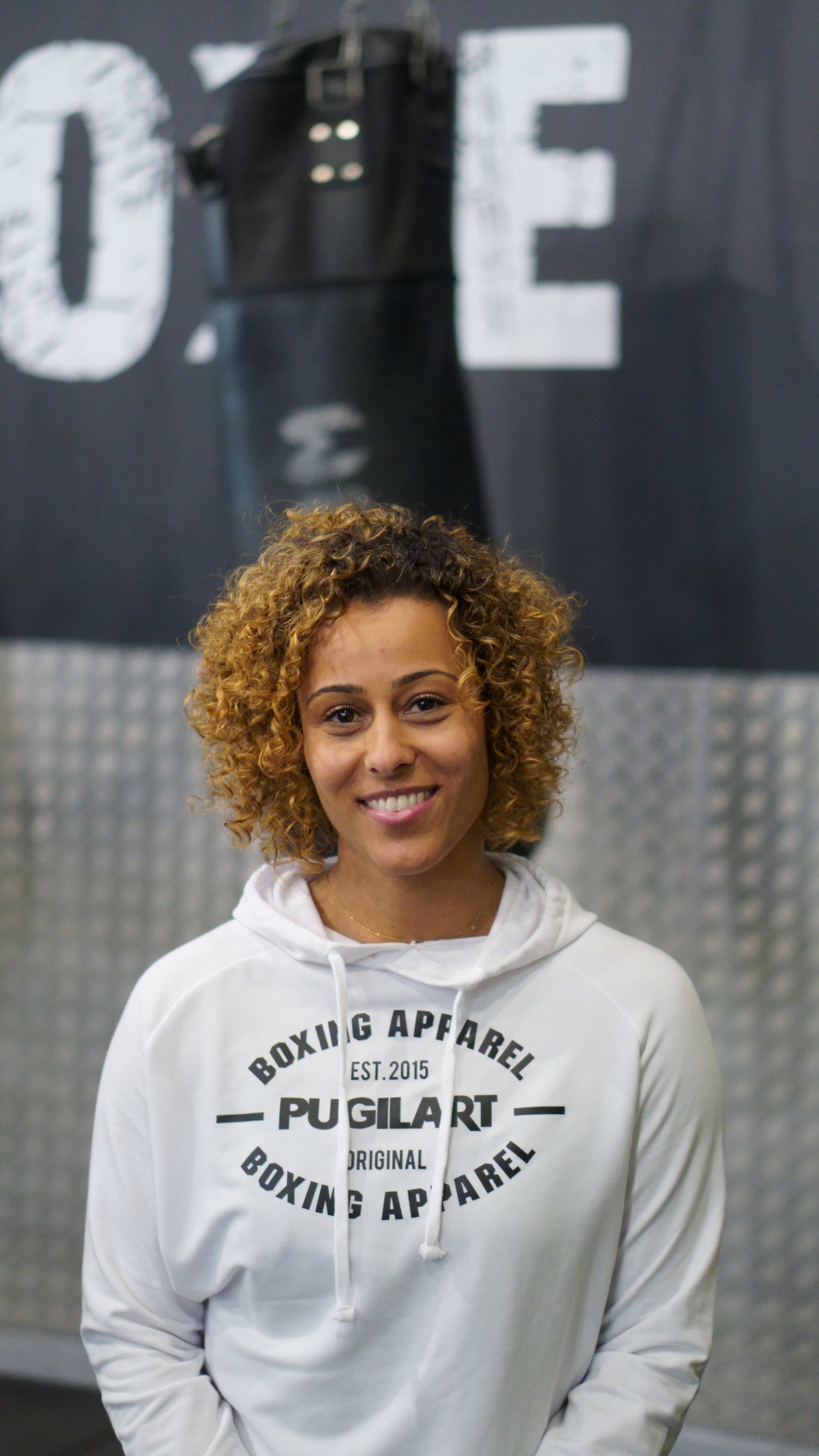 HOODIE AMBASSADOR FEMME