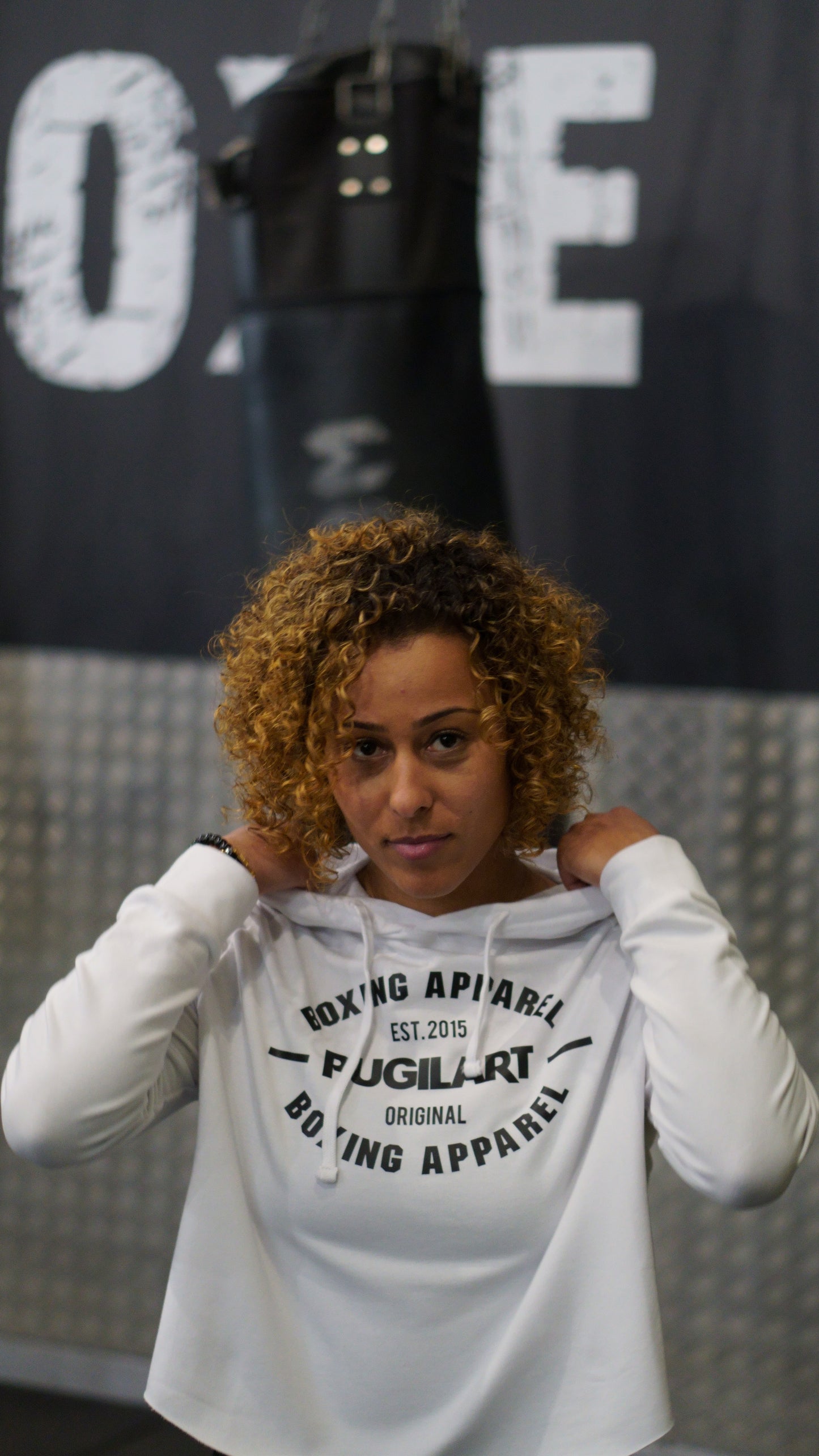 HOODIE AMBASSADOR FEMME